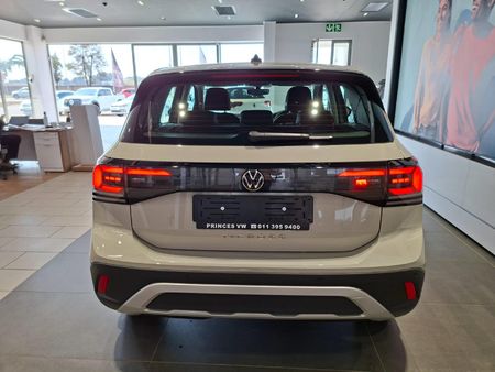 2026-Volkswagen-T-Cross-10-TSI_3