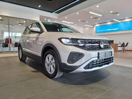2026-Volkswagen-T-Cross-10-TSI_5