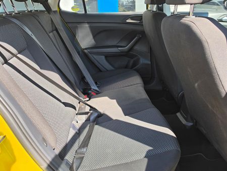 2025-Volkswagen-T-Cross-10-TSI-Auto_11