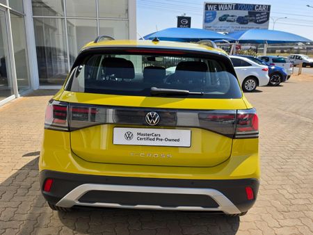 2025-Volkswagen-T-Cross-10-TSI-Life-Auto_3