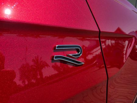 2026-Volkswagen-T-Cross-10-TSI-R-Line-Auto_10