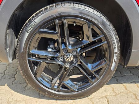 2026-Volkswagen-T-Cross-10-TSI-R-Line-Auto_11