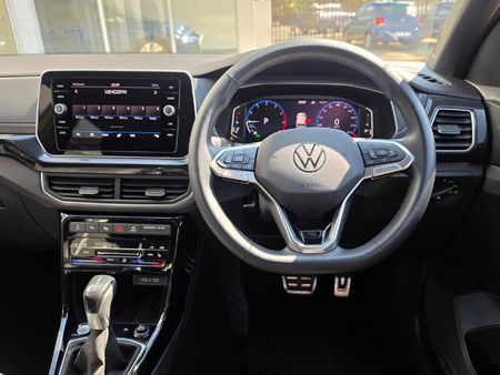 2025-Volkswagen-T-Cross-10-TSI-R-Line-Auto_13