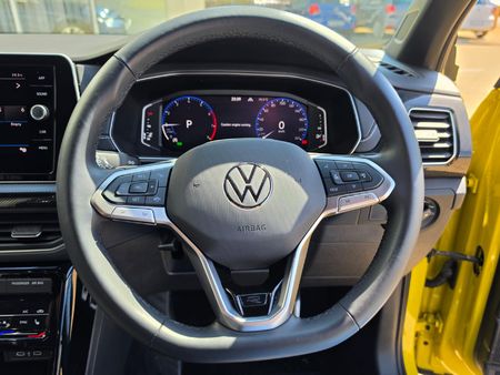 2025-Volkswagen-T-Cross-10-TSI-R-Line-Auto_14