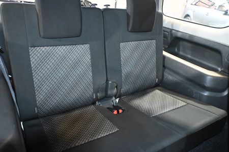 2017-Suzuki-Jimny-LAND-VENTURE-FACE-LIFT-13-VVT-5-SPEED-MAN-4X4_6