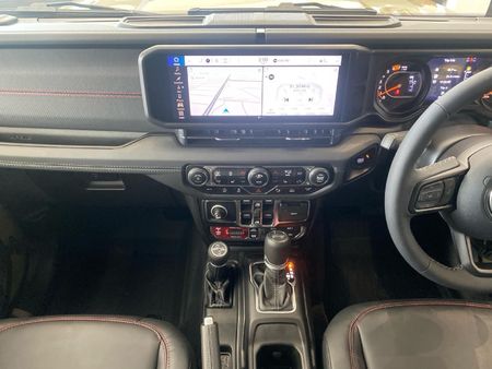 2026-Jeep-Wrangler-Rubicon-20T-Auto-4-Door_12