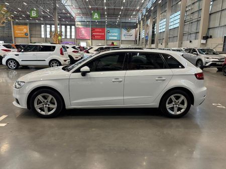 2017-Audi-A3-Sedan-20-TFSI-Auto-40-TFSI_5