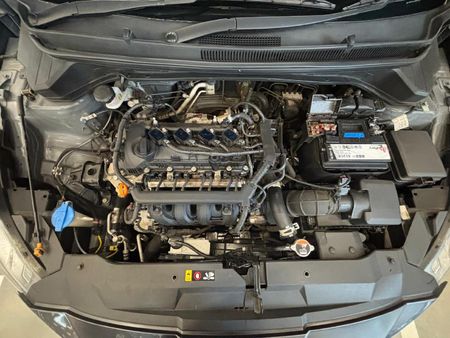 2021-Hyundai-i20-12-Motion_12