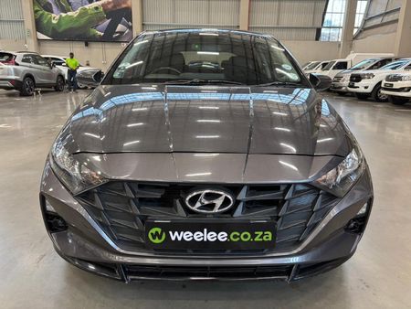 2021-Hyundai-i20-12-Motion_7