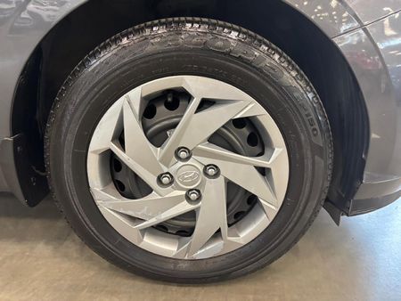 2021-Hyundai-i20-12-Motion_8