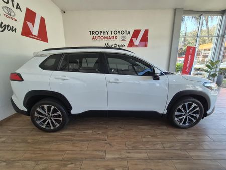 2023-Toyota-Corolla-Cross-18-XR_2