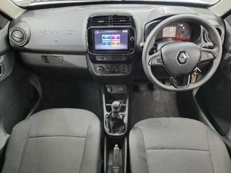 2026-Renault-Kwid-10-Techno_6