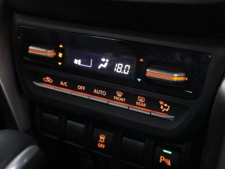 2025-Toyota-Urban-Cruiser-15-XR-Auto_24