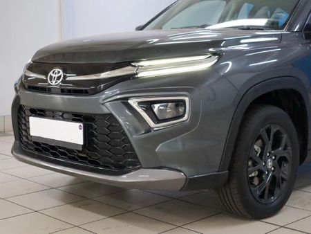 2025-Toyota-Urban-Cruiser-15-XR-Auto_7