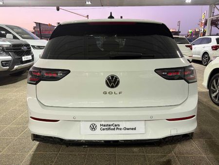 2025-Volkswagen-Golf-14-TSI-R-Line-Auto-110kw_3