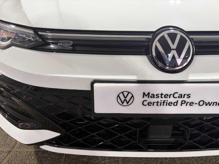 2025-Volkswagen-Golf-14-TSI-R-Line-Auto-110kw_7