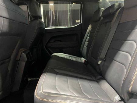 2023-Volkswagen-Amarok-30-TDI-V6-184kW-4Motion-Panamericana-Auto-Double_13