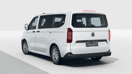 2026-Volkswagen-Transporter-Crew-Bus-20TDI-Auto-4M-125kW-5-Seat_2