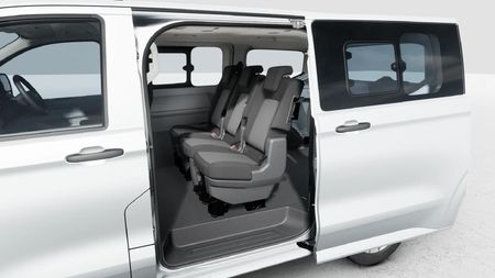 2026-Volkswagen-Transporter-Crew-Bus-20TDI-Auto-4M-125kW-5-Seat_4