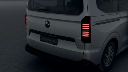 2026-Volkswagen-Transporter-Crew-Bus-20TDI-Auto-4M-125kW-5-Seat_6