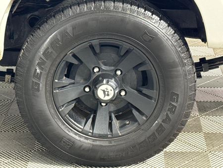 2023-Mahindra-Pik-Up-22-mHawk-S6-Double-Cab_18