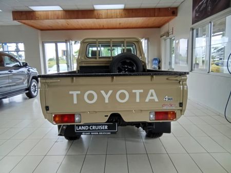 2026-Toyota-Land-Cruiser-79-28-GD-6-Auto-Double-Cab_8