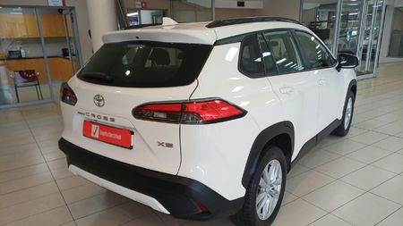 2024-Toyota-Corolla-Cross-18-XS_2