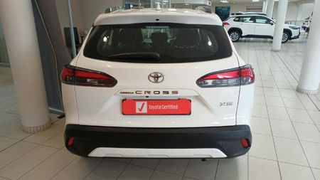 2024-Toyota-Corolla-Cross-18-XS_4