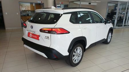 2024-Toyota-Corolla-Cross-18-XS-Hybrid_2