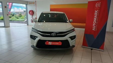 2025-Toyota-Urban-Cruiser-15-XS_1