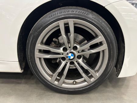 2018-BMW-3-Series-318i-M-Sport-Auto_8