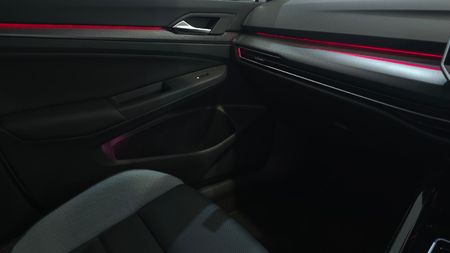 2026-Volkswagen-Golf-8-GTI-20-TSI-DSG_3