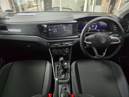 2026-Volkswagen-Taigo-10-TSI-R-Line-Auto_8