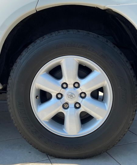 2009-Toyota-Fortuner-30-D-4D-Raised-Body_3
