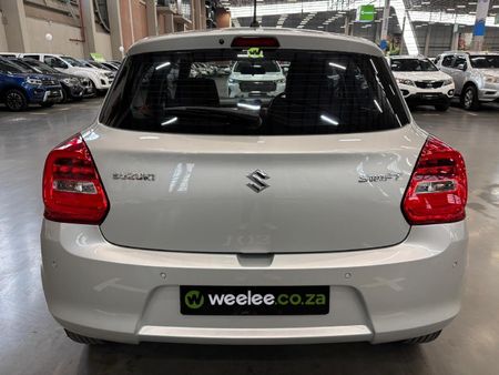 2021-Suzuki-Swift-12-GLX_5