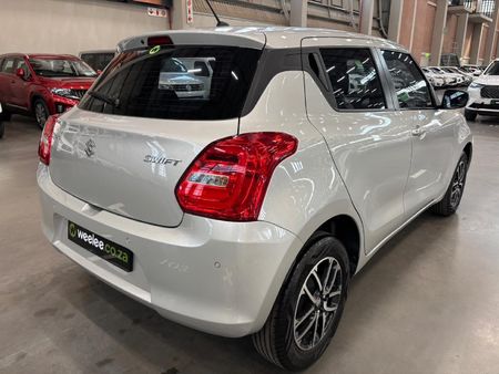 2021-Suzuki-Swift-12-GLX_6