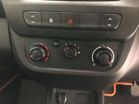 2025-Renault-Kwid-10-Dynamique-Auto_10