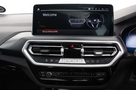 2022-BMW-X3-sDrive18d-M-Sport_8