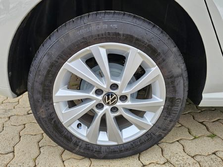 2026-Volkswagen-Polo-Vivo-14-Life_9