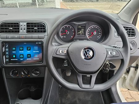 2026-Volkswagen-Polo-Vivo-14-Life_13
