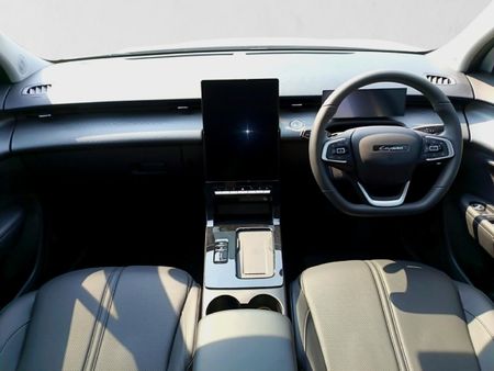 2026-Lepas-L4-15T-Pantera-Auto_17