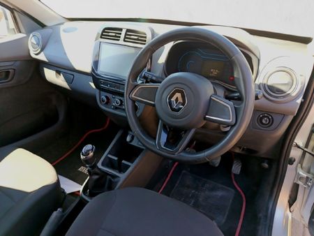 2022-Renault-Kwid-10-Techno_13