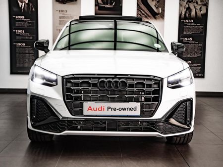 2026-Audi-Q2-35TFSI-Black-Edition_4