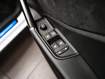 2026-Audi-Q2-35TFSI-Black-Edition_7
