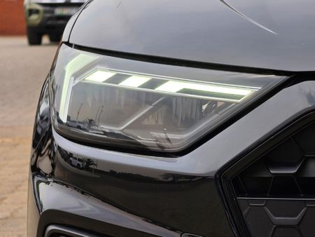 2025-Audi-A1-Sportback-30-TFSI-Black-Edition-S-Tronic_10