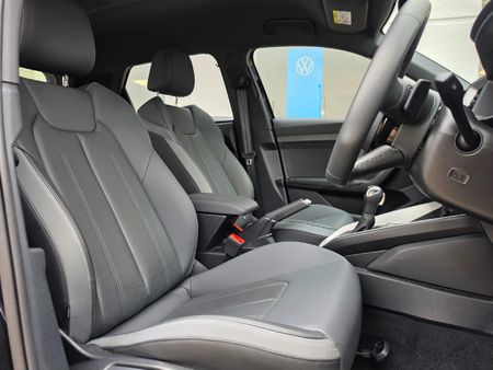 2025-Audi-A1-Sportback-30-TFSI-Black-Edition-S-Tronic_13