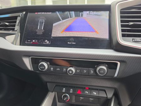 2025-Audi-A1-Sportback-30-TFSI-Black-Edition-S-Tronic_18