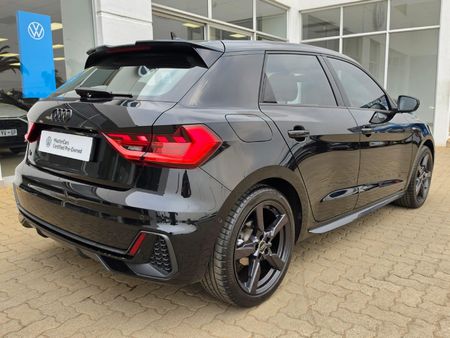 2025-Audi-A1-Sportback-30-TFSI-Black-Edition-S-Tronic_2