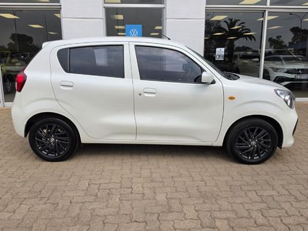 2024-Toyota-Vitz-10-XR_1