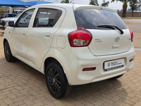 2024-Toyota-Vitz-10-XR_4